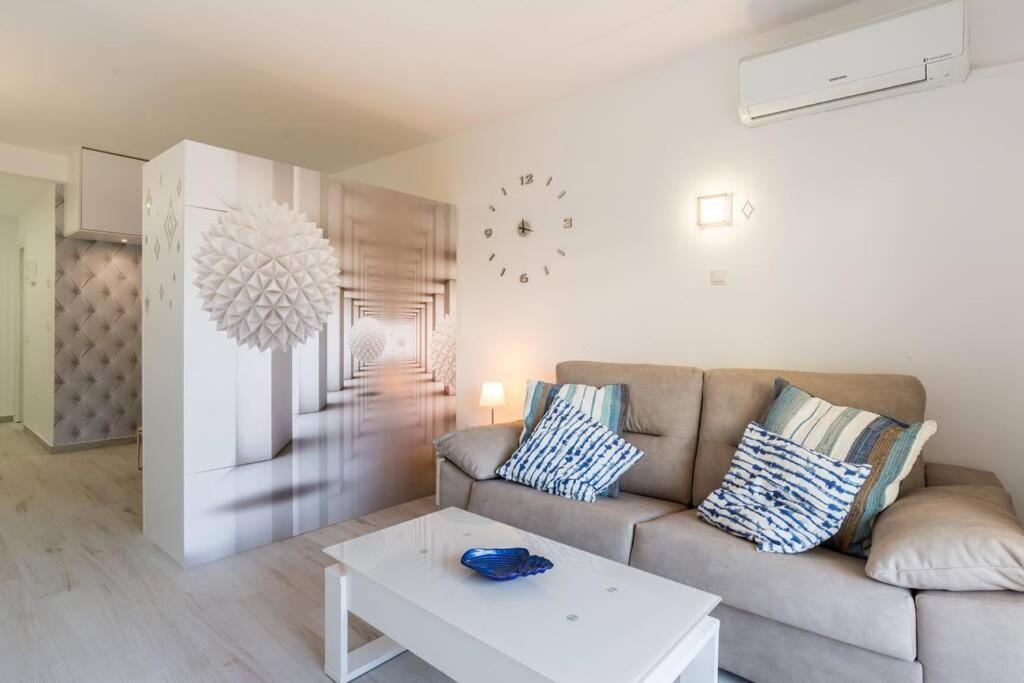 Sol Apartment - C&G Benal Beach Benalmádena Exterior photo