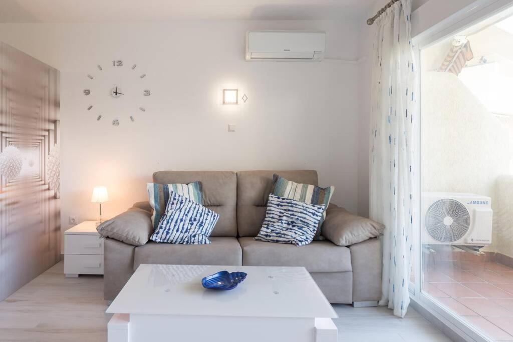 Sol Apartment - C&G Benal Beach Benalmádena Exterior photo